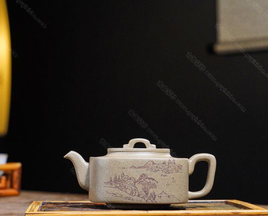 美壺推薦！品名：四方玉鎖作者：工藝美術(shù)