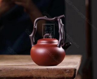 《東坡提梁》 《東坡提梁》