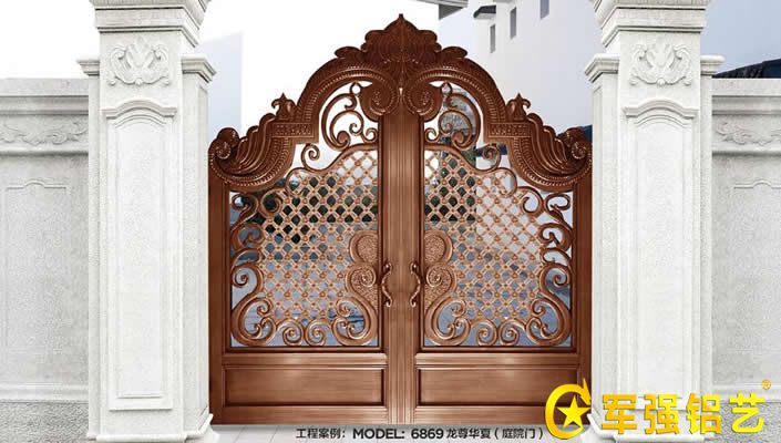 鋁藝別墅庭院門和鐵藝別墅庭院門的優(yōu)勢(shì)PK